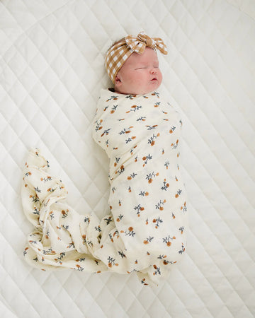 Mebie Baby - Cream Floral Swaddle